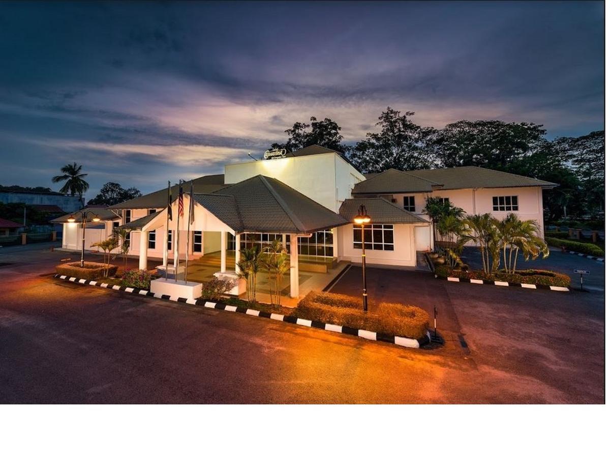 Lanai Casuarina Cempaka Sari Hotel Parit Kültér fotó